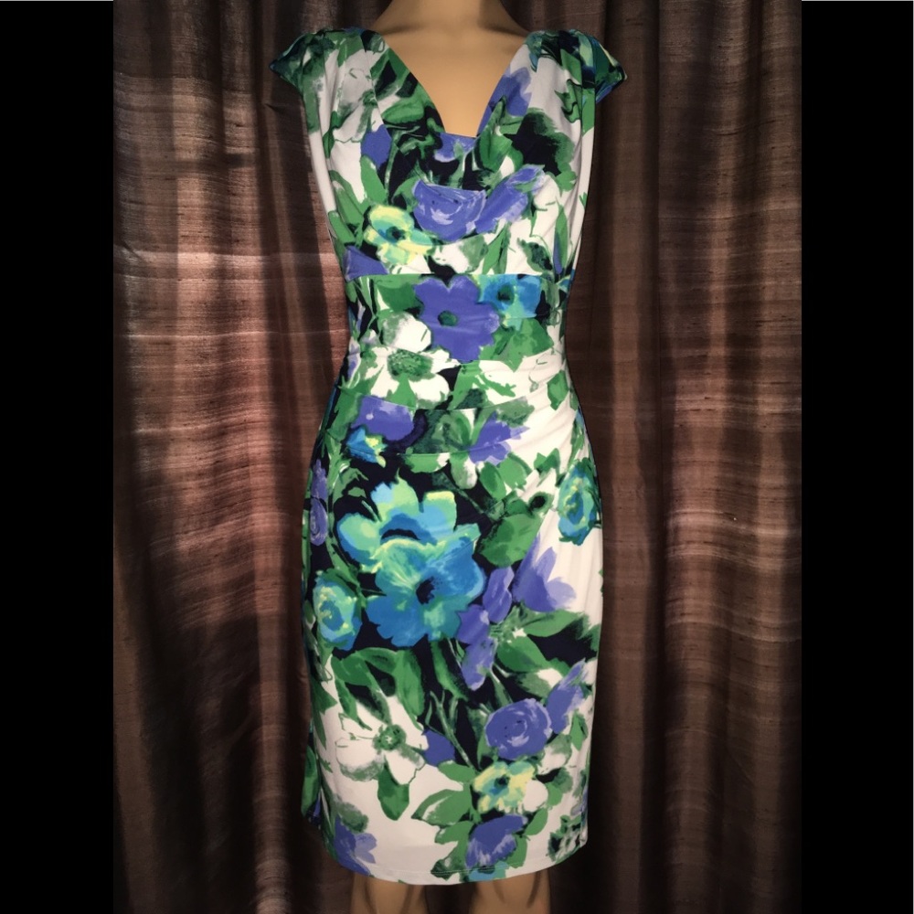 Ralph Lauren size 6 Floral Dress 👗